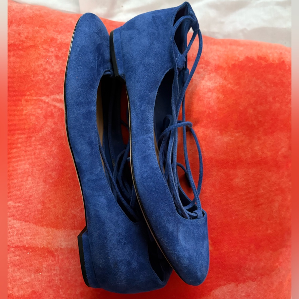 Diane von Furstenberg size 7.5 blue suede ankle wrap flats - Picture 6 of 11